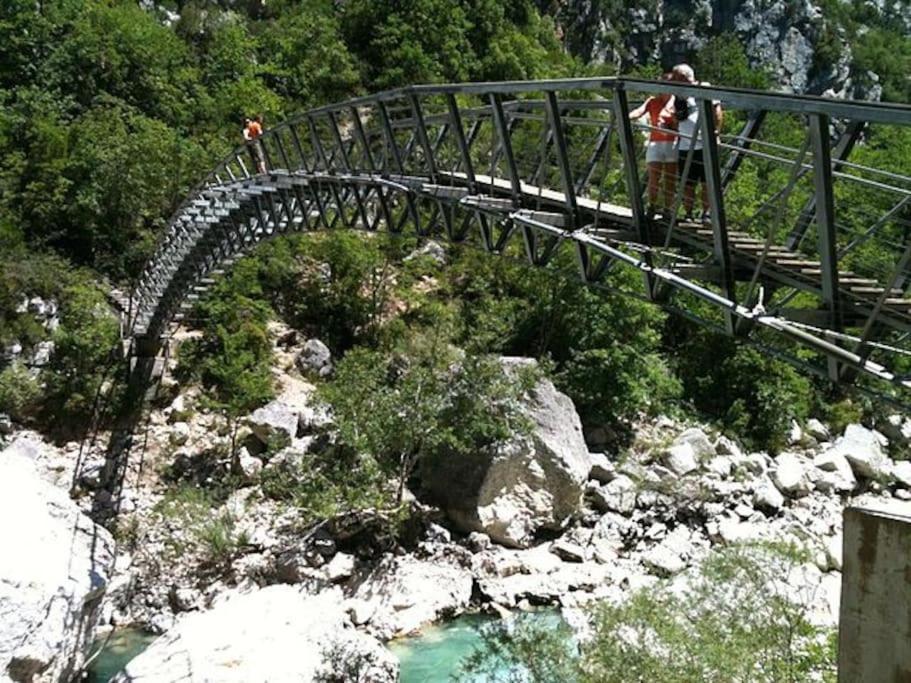 Mazet 55 Gorges Du Verdon Saint-Martin-de-Bromes Екстер'єр фото